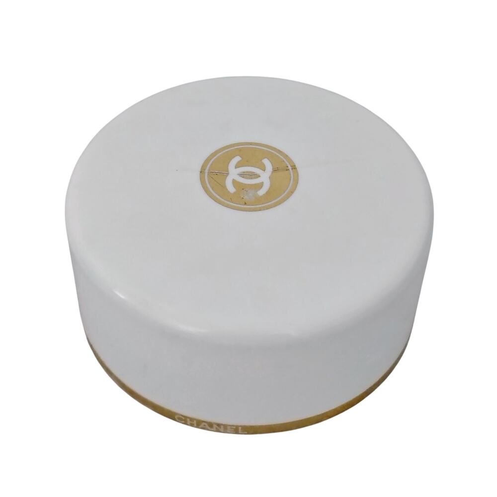 Chanel No 5 Perfumed Bath Body Powder Puff Vintage 8 oz. 70% full Vanity FLAW
